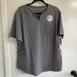 Climate Right by Cuddl Duds Women’s 6-Pocket Gray Short Sleeve Scrub Top XL